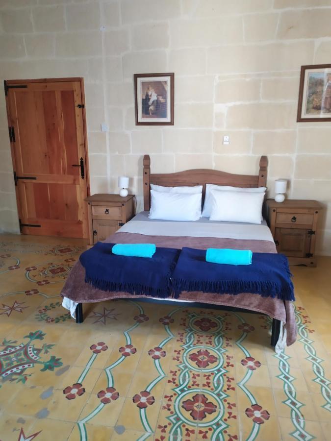 Farmhouse Tal Kaptan Kercem Екстер'єр фото